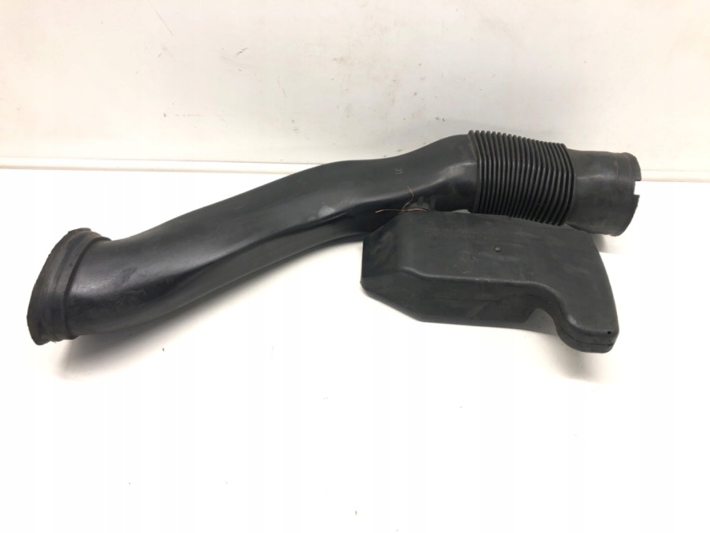 фото №1, Впуск воздуха правый mercedes s c215 a1370900382