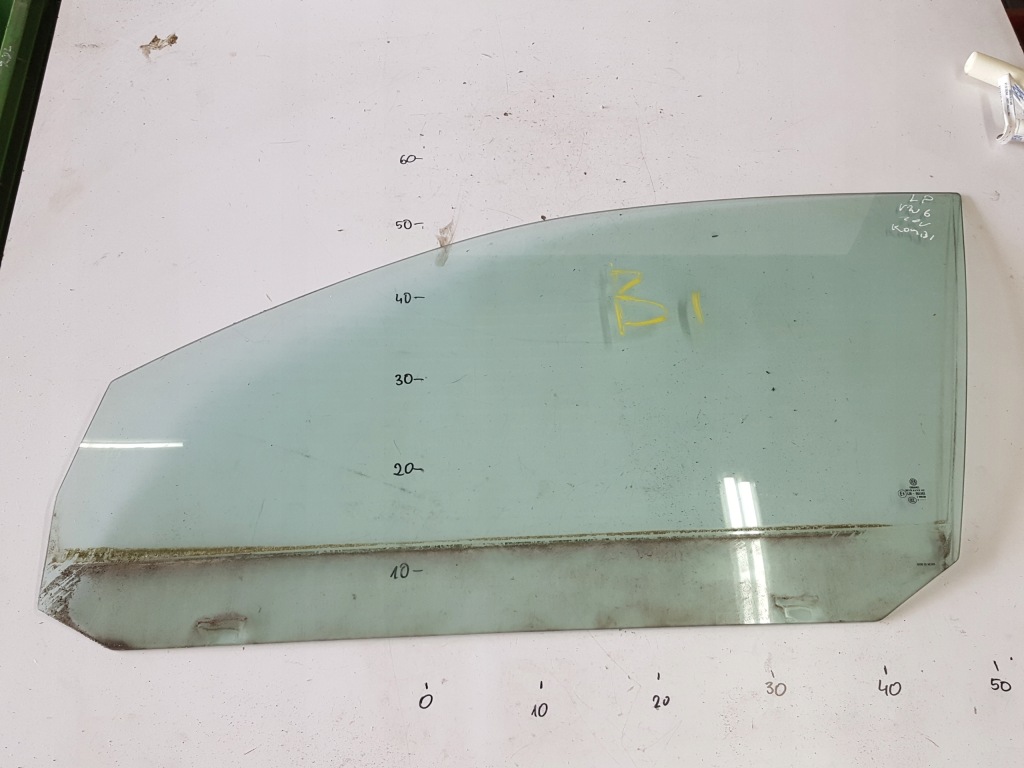 фото №1, Vw golf 6 vi 10r kombi скло двері ліва перед