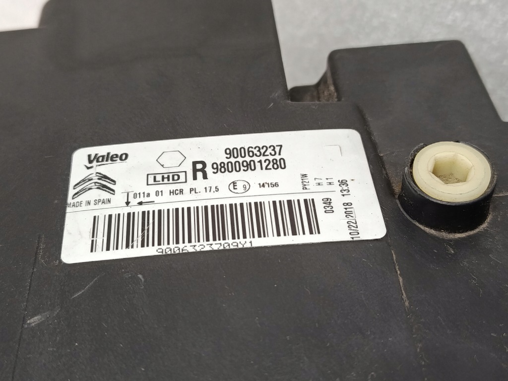 фото №10, Citroen c4 cactus фара лампа правый перед оригинал 9800901280 90063237