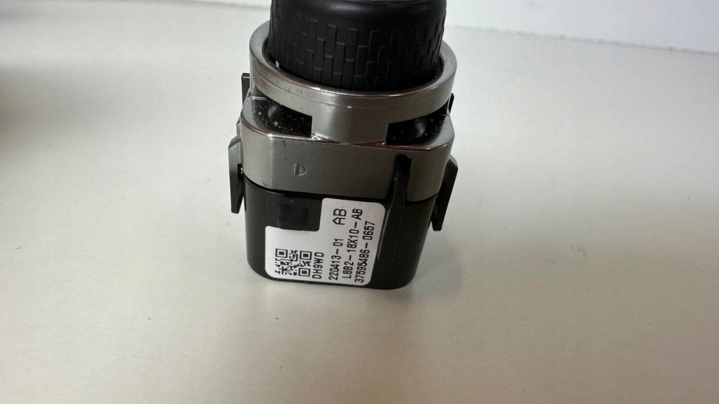 фото №3, Переключатель громкость land rover discovery v l462 jaguar