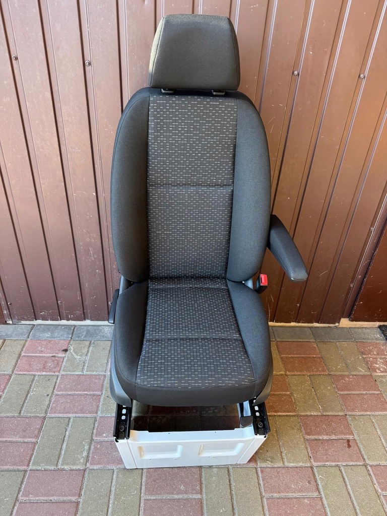 фото №5, Сиденье сиденья пассажира mb sprinter 907