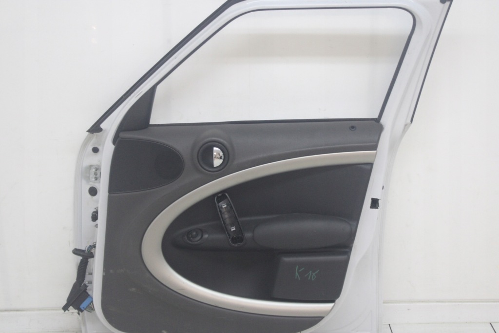 фото №6, Дверь правое передние правый перед mini countryman r60 10r- a76 - код лакокрасочного покрытия