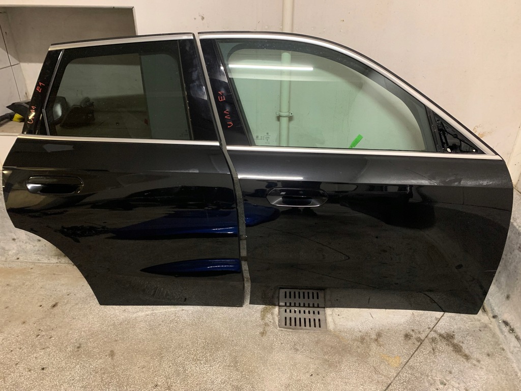 фото №1, Дверь bmw x1 u11 полный правый перед e1.