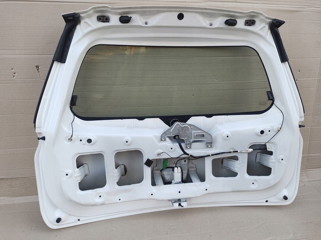 фото №8, Кришка багажника задня задня opel agila b ii 26ub ціла europa