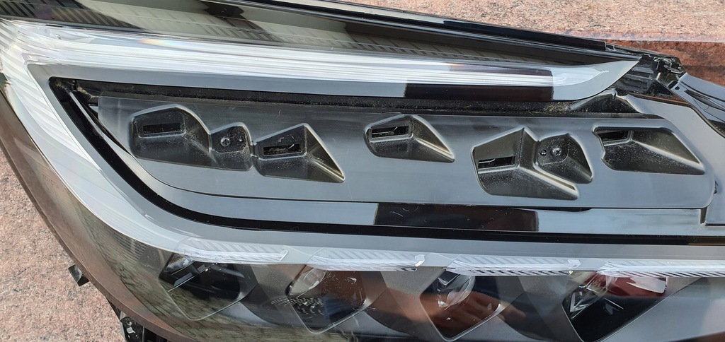 фото №9, Toyota ch-r chr ii 2 2023 - лампа передня перед права prismal led