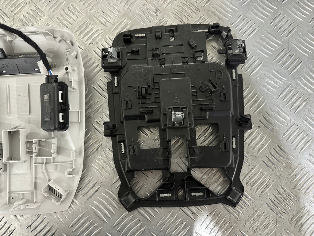 фото №9, Opel astra l лампа потолочный