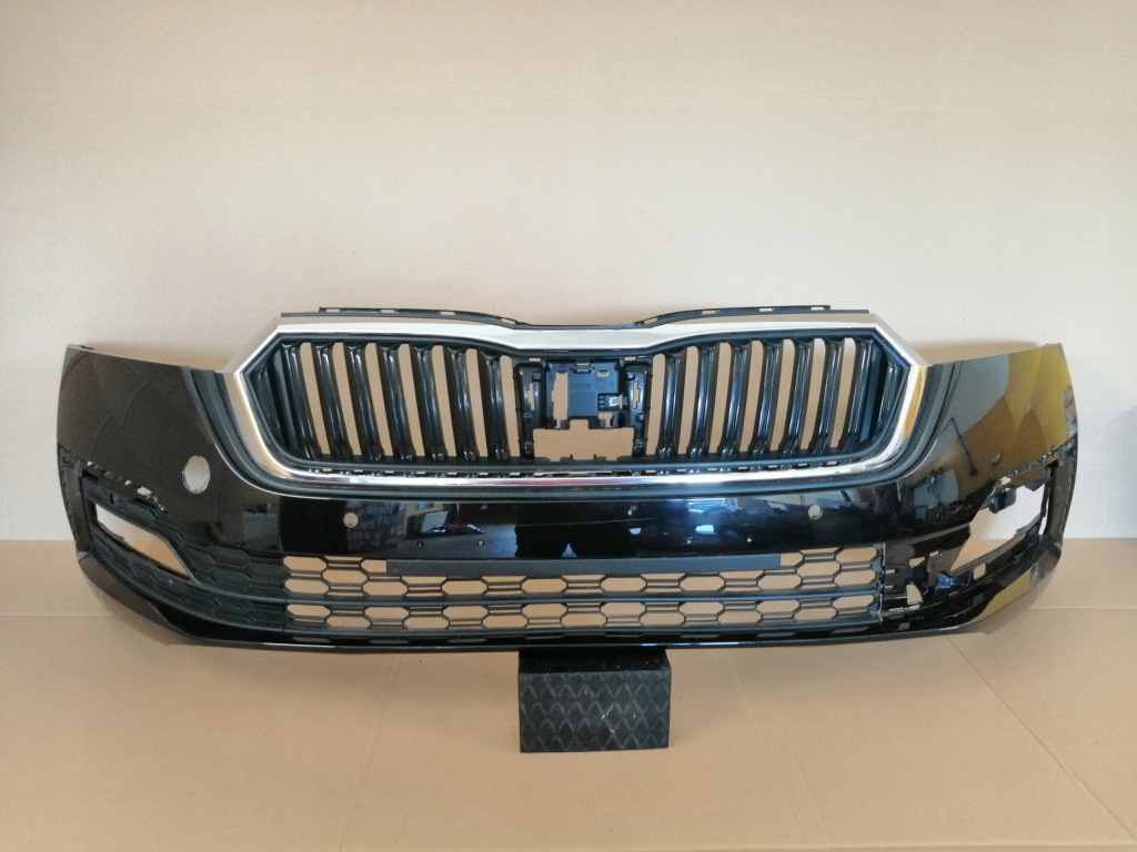 Купити Skoda octavia iv бампер перед