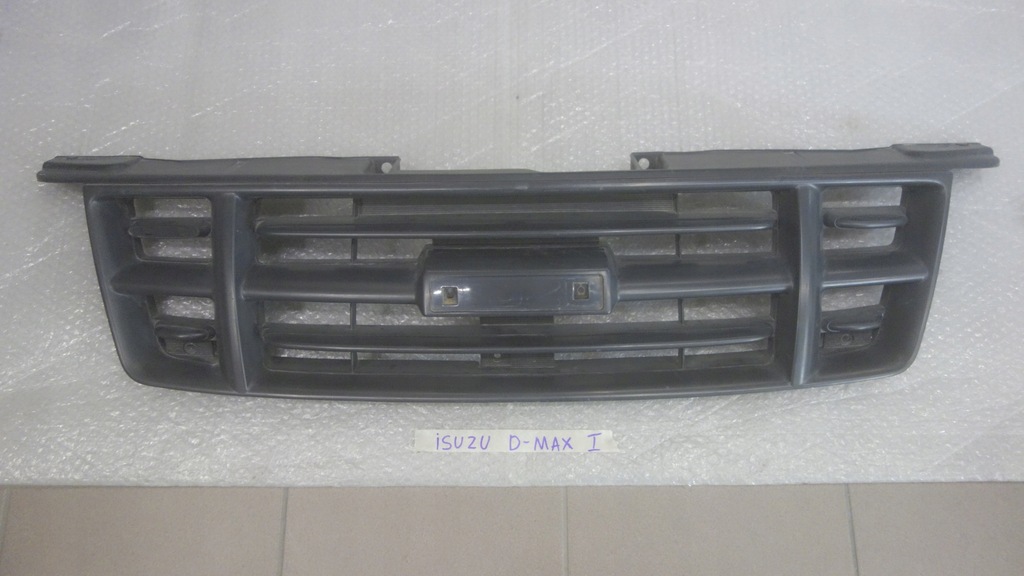 фото №1, Isuzu d-max i решётка радиатора радиатора / решётка радиатора