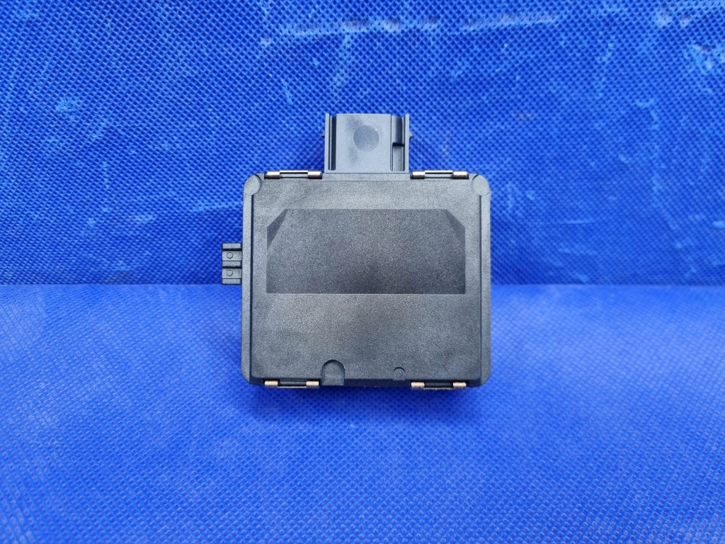 фото №1, Audi a5 f5 модуль радар датчик мертвого pola distronic оригинал 4m0907590e