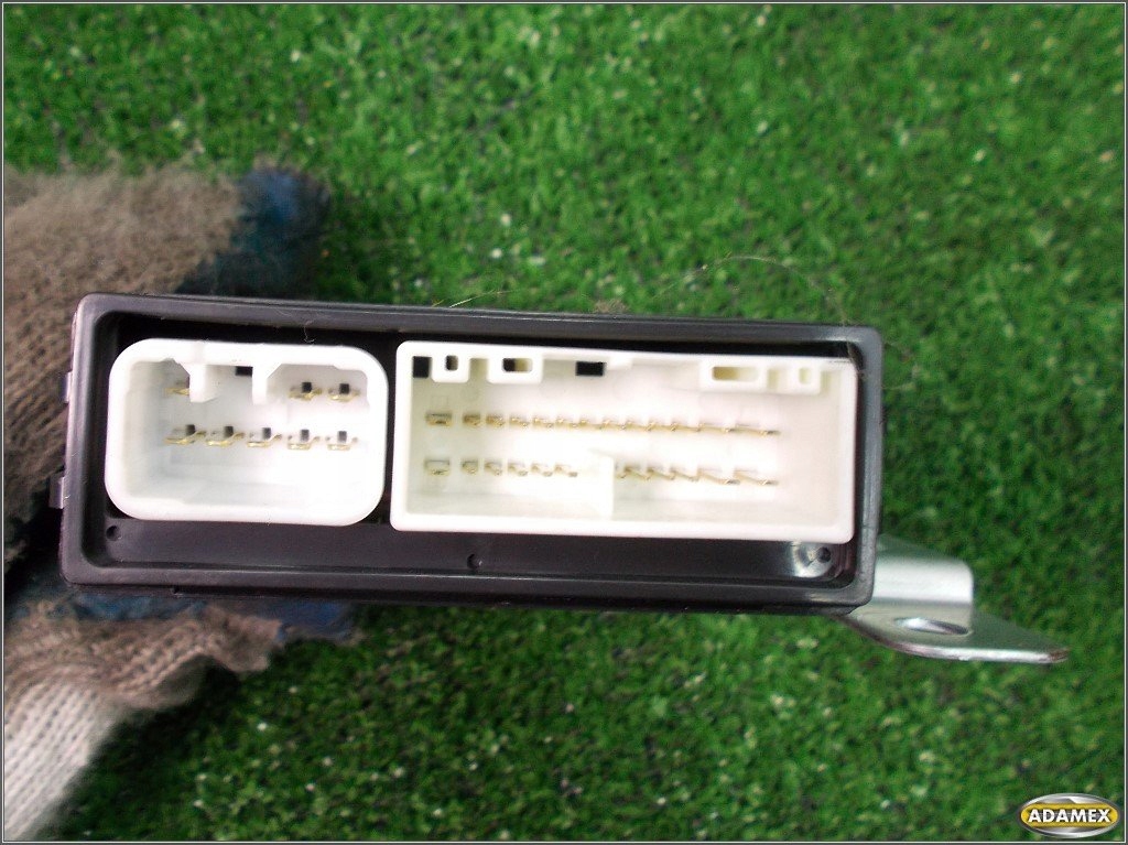 фото №4, Lexus rx 300 01r блок керування модуль двері 89224-48020