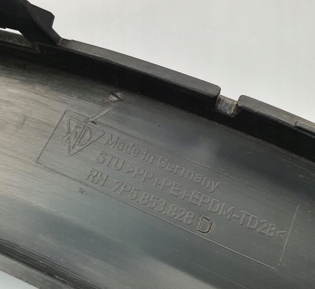 фото №8, Молдинг крила правий задня porsche cayenne ii 7p5 7p5853828