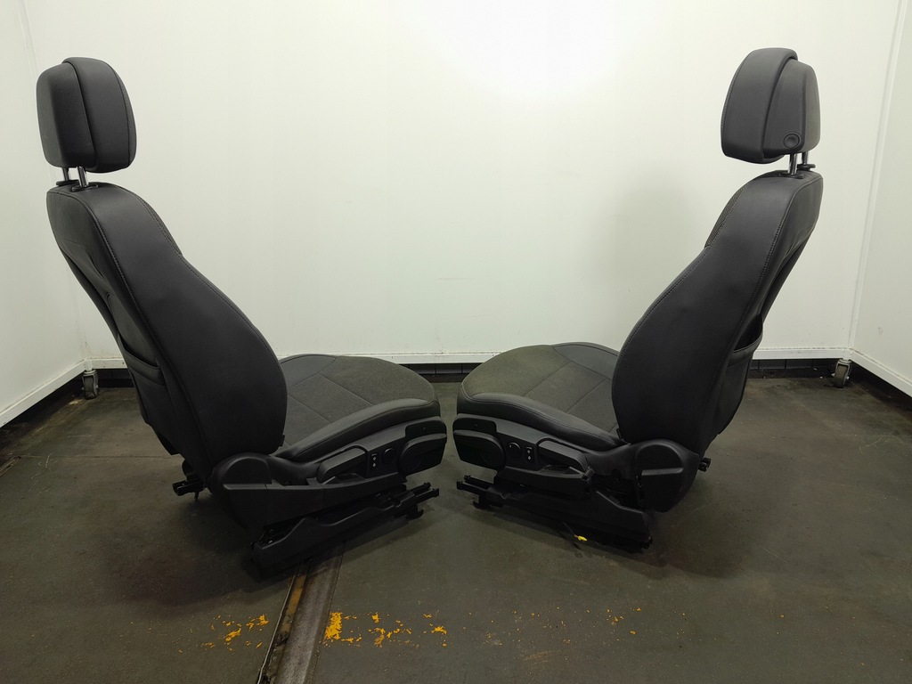 фото №10, Opel insignia a liftback сидіння заднє сидіння комплект напівшкіра eu