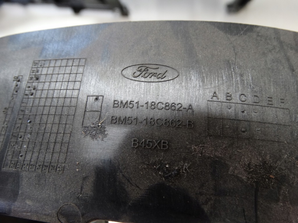 Защита заглушка зеркала правая ford focus mk3 Недорого