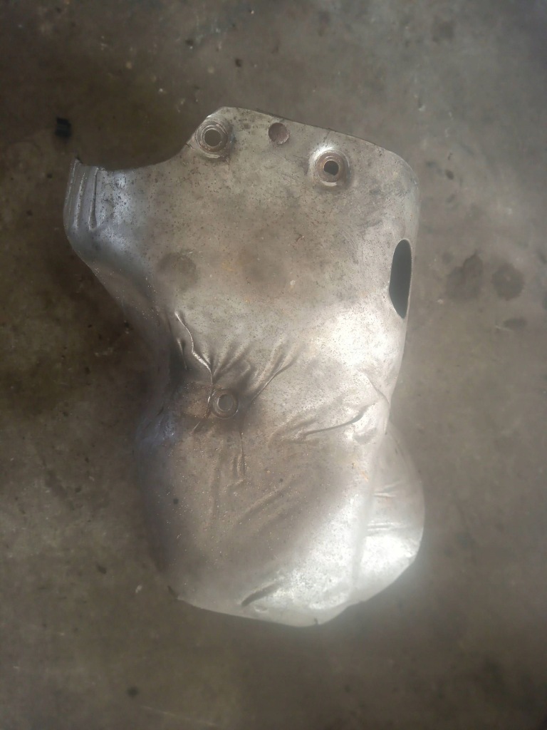 фото №1, Audi a4 s4 b7 8e 8h 2005 защита тепловая отсек двигателя 059145325g