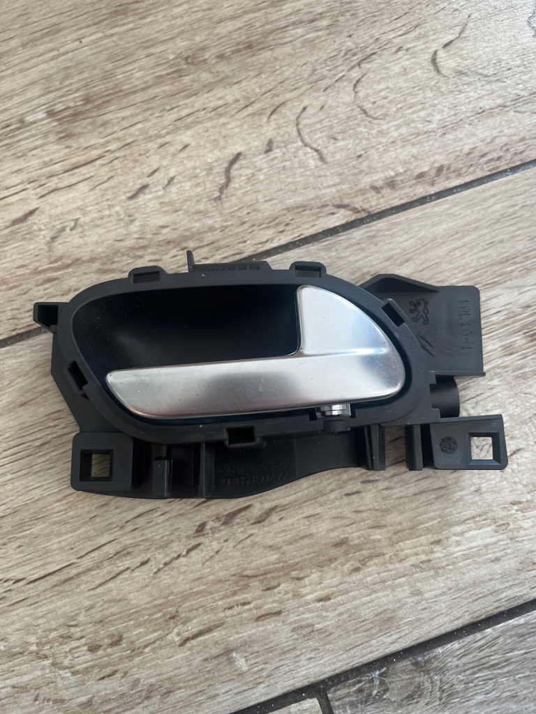 фото №1, Peugeot 308 i ручка внутренняя правый задняя citroen