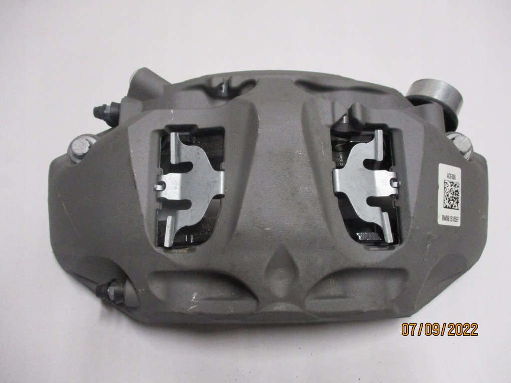 фото №14, Супорт супорти audi a4 a5 8w перед nowe з колодки