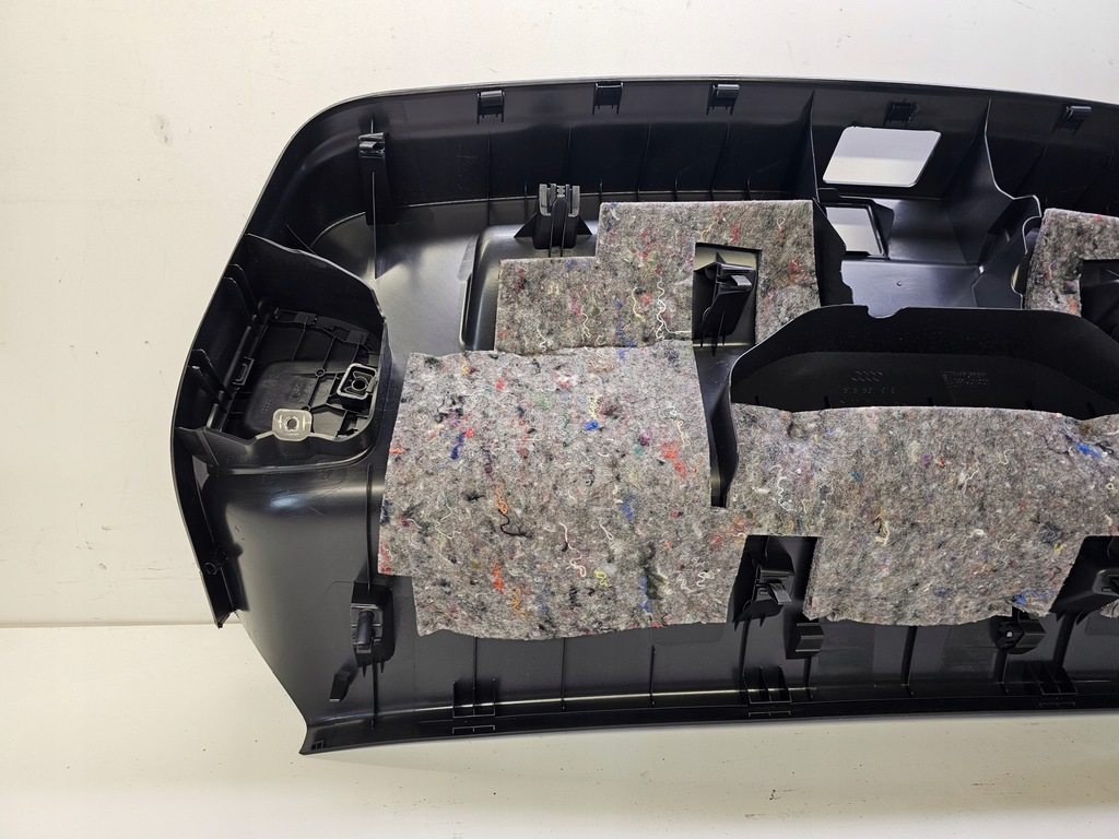 фото №5, Оббивка кришки задня audi a5 8t sportbac 8t8867979