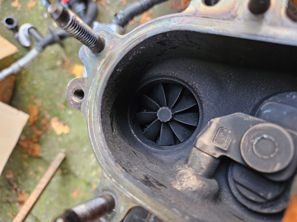 фото №5, Турбина турбонагнетатель левая audi s6 s7 c7 a8 d4 s8 4g 4.0t 4.0 tfsi