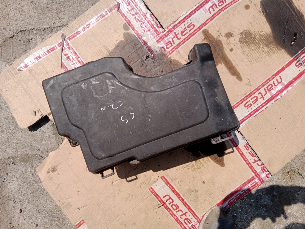 фото №1, Корпус защита предохранителей citroen c5 i 03r