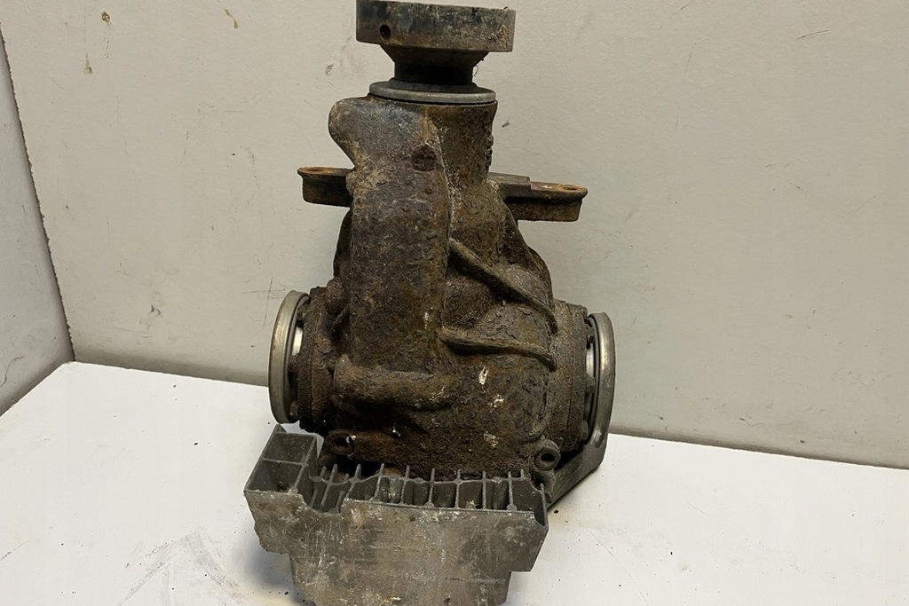 фото №10, Редуктор задний bmw 3 coupe e92 2283320 4.0l бензиновый 309kw 2010