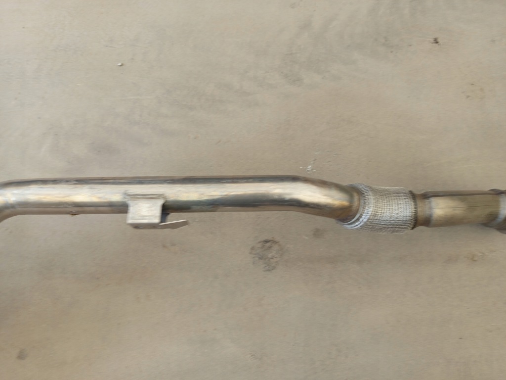 фото №16, Mercedes оригинальный номер a2064917800 a2064917900 a2064916300 w206 гаситель выхлоп