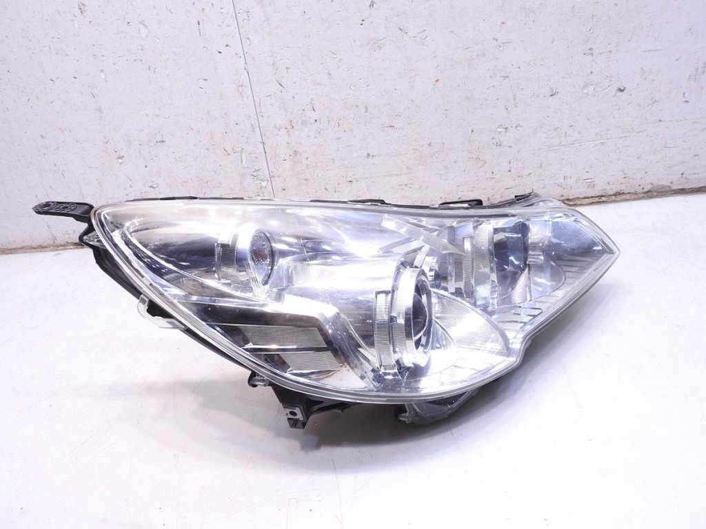 Лампа правый перед ксенон subaru outback iv Киев