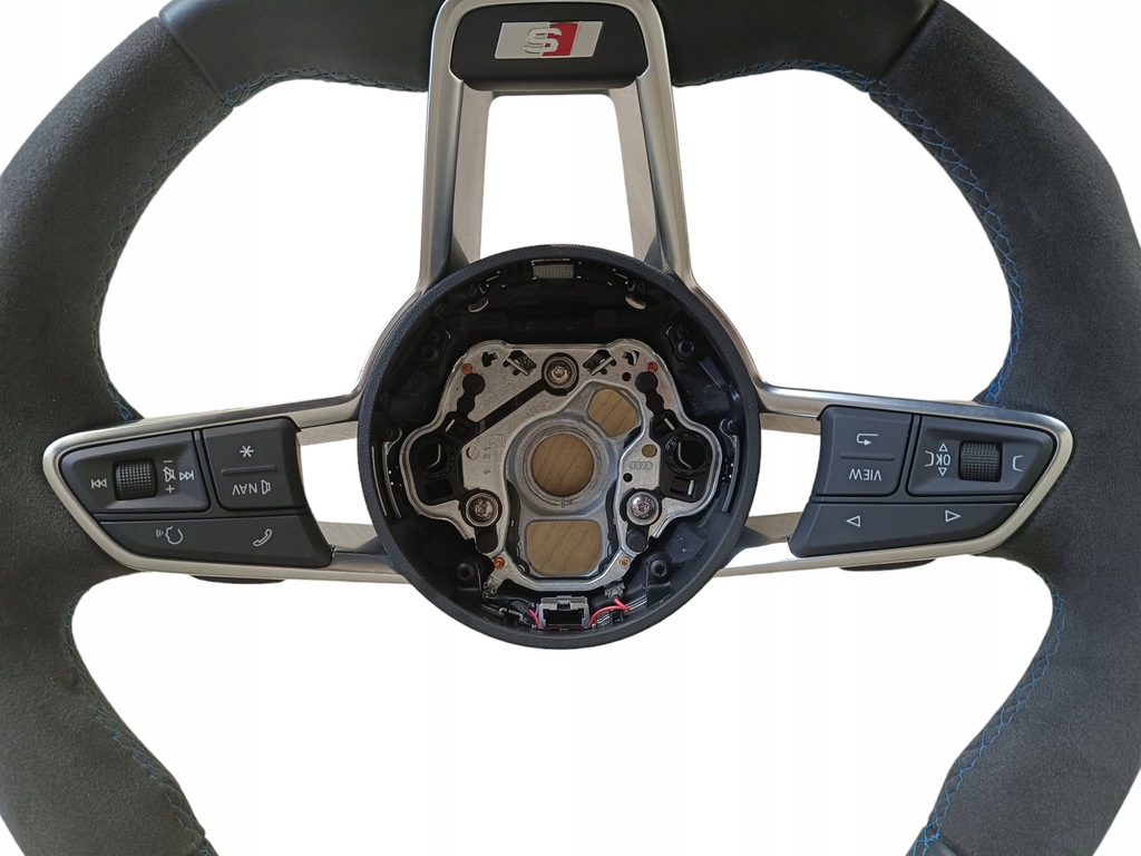 фото №6, Audi ttrs tt 8s воздуховод 8s0419091 лепестки переключения idealna