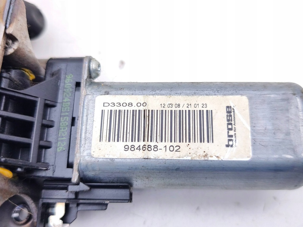 Chrysler grand voyager v моторчик сидіння 2009 d330800 Недорого