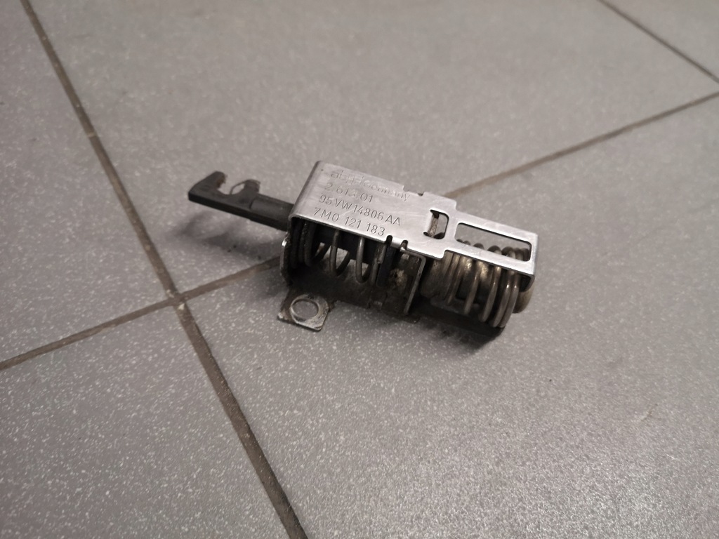 фото №1, Термостат вентилятора ford galaxy 1.9 7m0121183