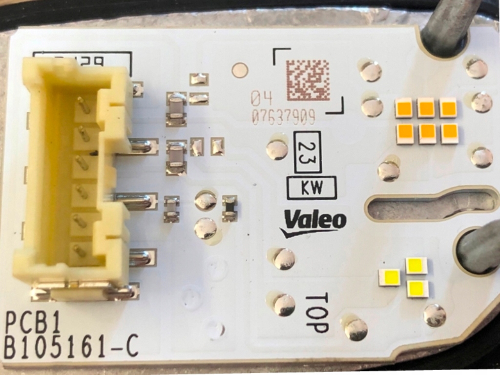 Блок керування full led drl рух dziennej лівий bmw f40 f44 b105161-c 9448115 Зі Шроту