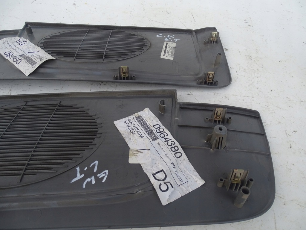 фото №7, Защита накладка динамика левая правая chrysler voyager iv dodge caravan