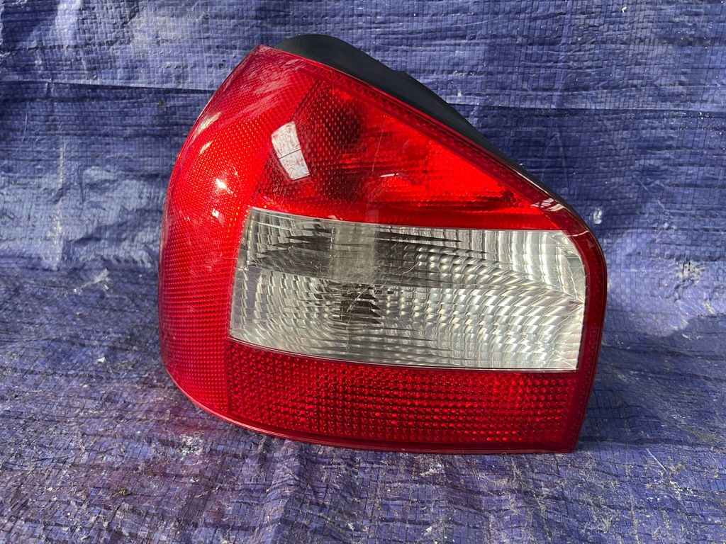 фото №1, Audi a3 8l0 lift ліва задня лампа