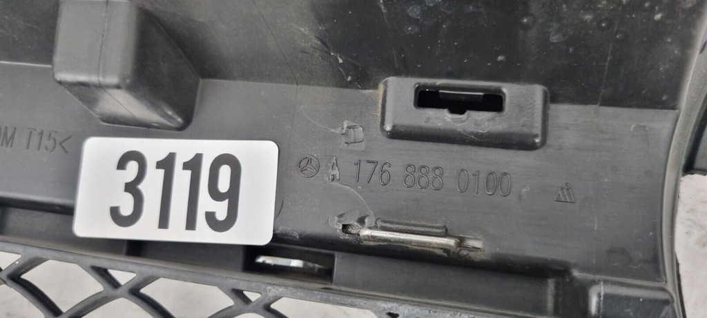 фото №11, Mercedes a klasa 176 lift 45 amg 2015- решётка радиатора решётка радиатора a1768880100