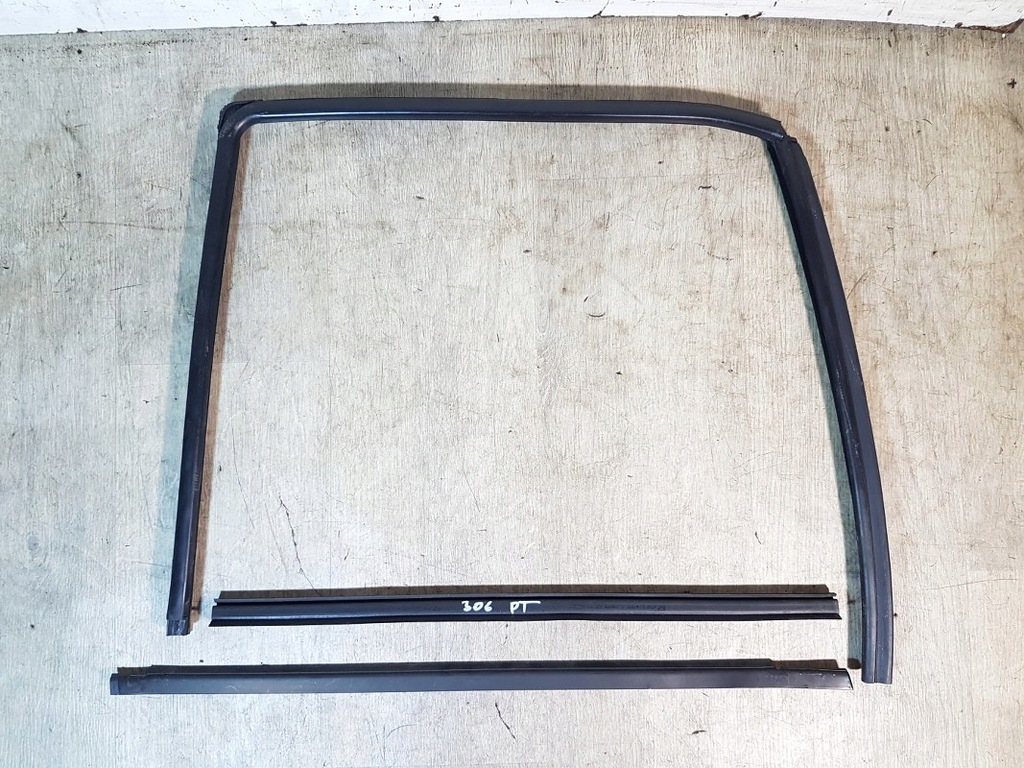 фото №1, Прокладка дверь стекло правый задняя peugeot 306 lift