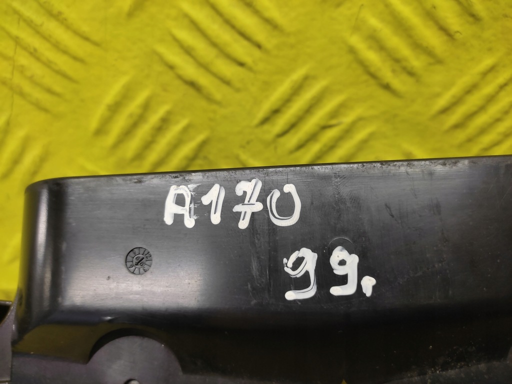 фото №8, Mercedes a-klasa решётки обдув 1688300054