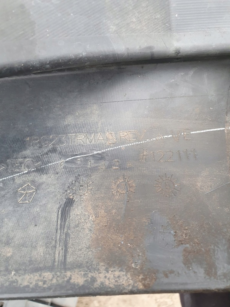 фото №15, Бампер перед chrysler grand voyager v 2007-2016