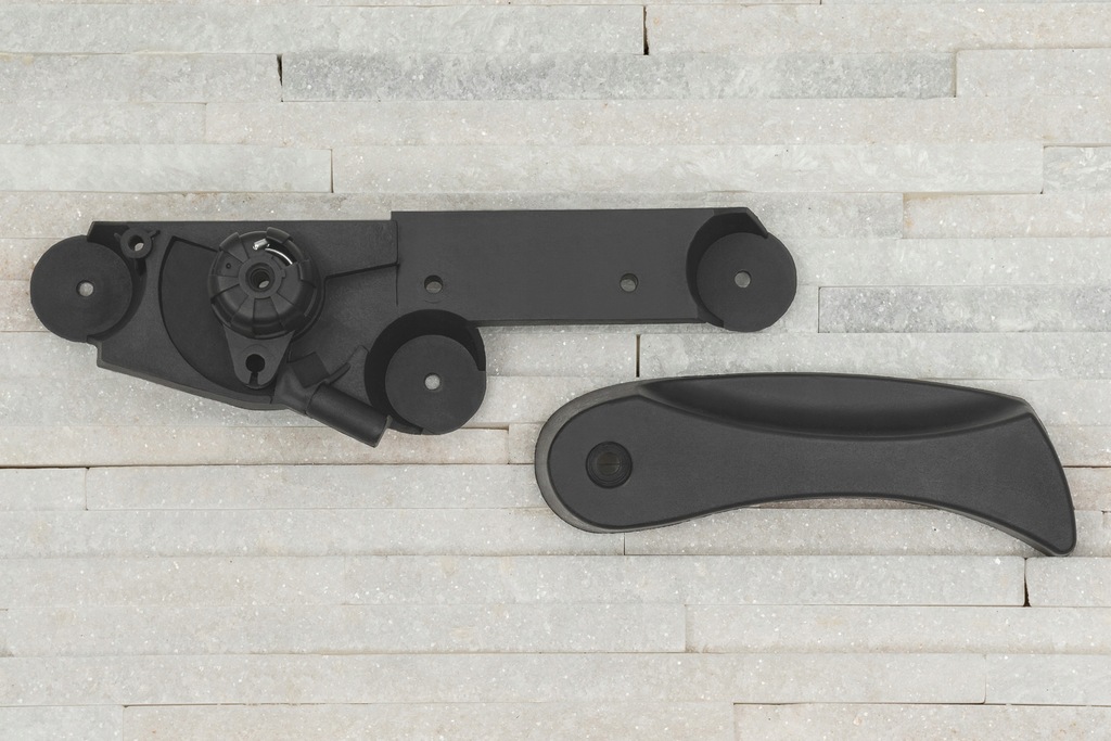 фото №12, Кронштейн ручки відкривання кришки двигуна bmw 7 e65