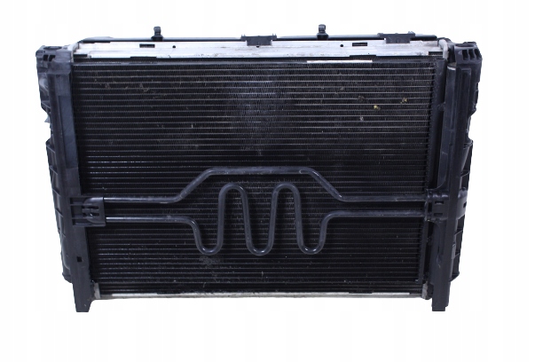Купить Радиатор bmw e90 05r. 2.0i
