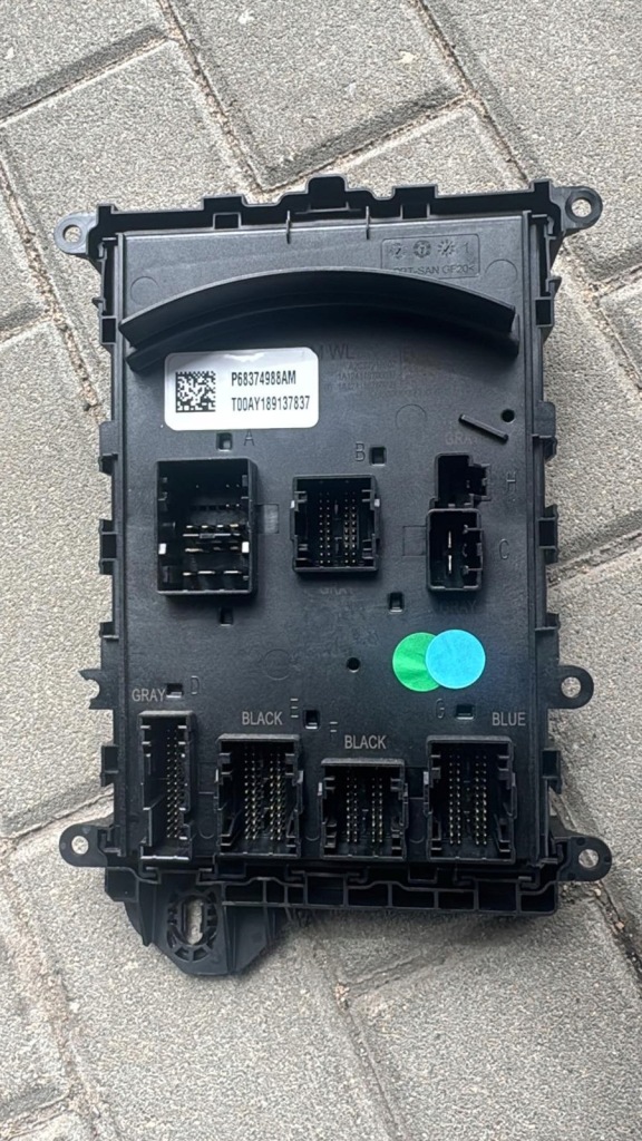 Купить Jeep grand cherokee wl 21- модуль блок управления bcm p68374988am