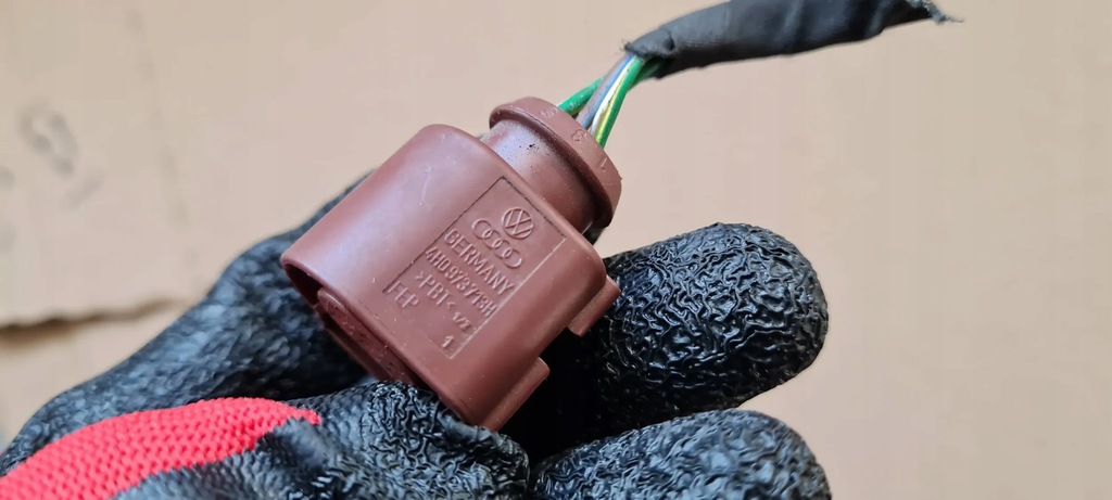 фото №5, A4 b9 8w штекер колодка соединитель 4h0973713h a5 8w q5 vw audi