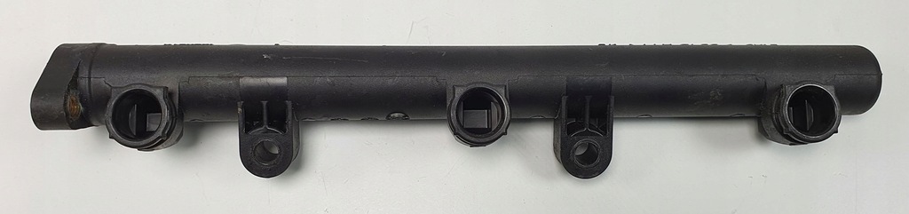 фото №1, Молдинг впрыскная правая hyundai genesis coupe 3.8