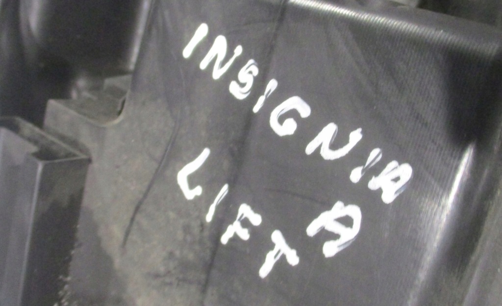 Фара фара левый opel insignia a led рестайлинг  оригинал линза обычная Киев