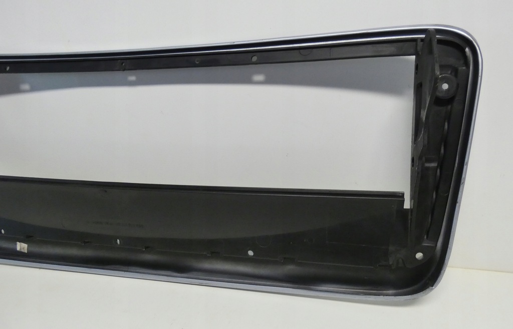 фото №6, Porsche 911 993 99351211700 94-98 решітка спойлер впуск повітря кришка багажника задня