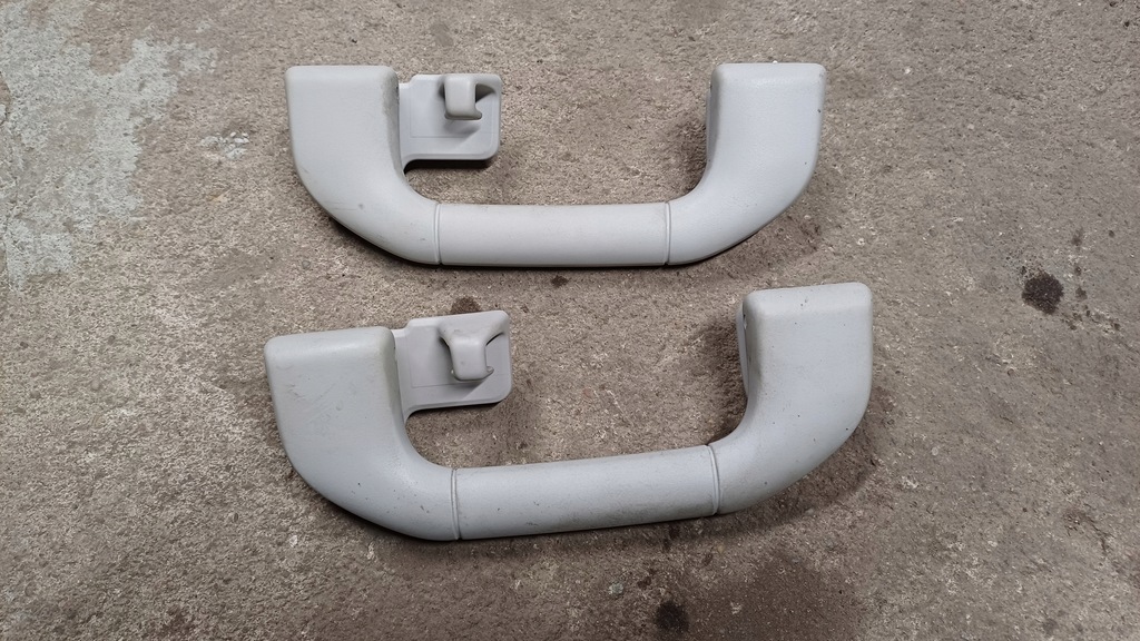 фото №1, Mercedes w212 ручка потолочный a2048100151