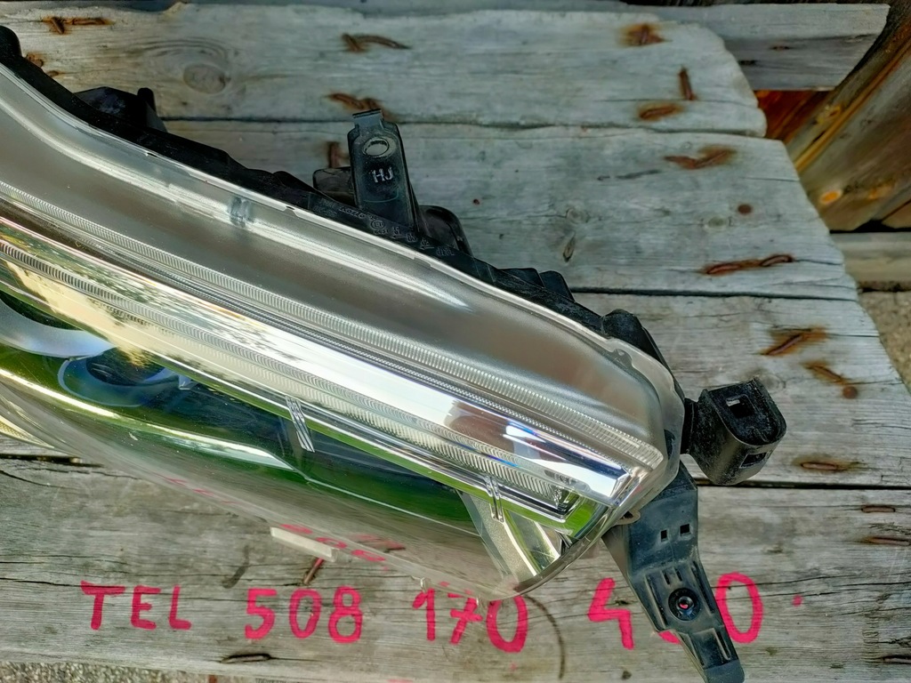 фото №3, Toyota hilux full led 16-