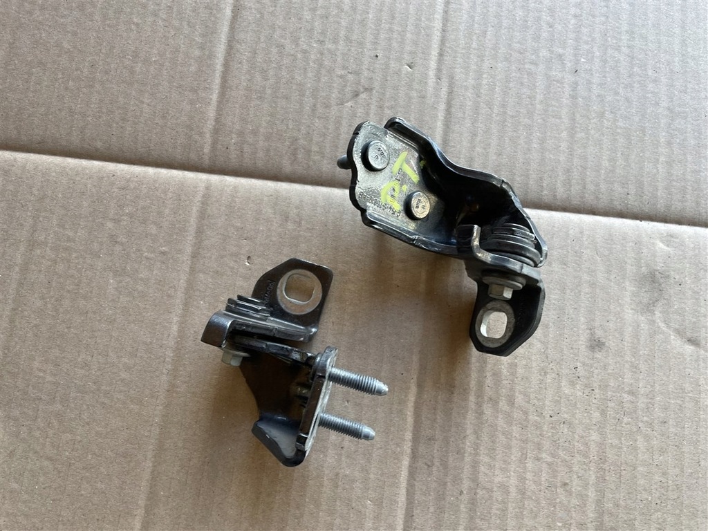 фото №1, Петля петли дверь задняя правый ford kuga mk2 model: 2012-2016r.