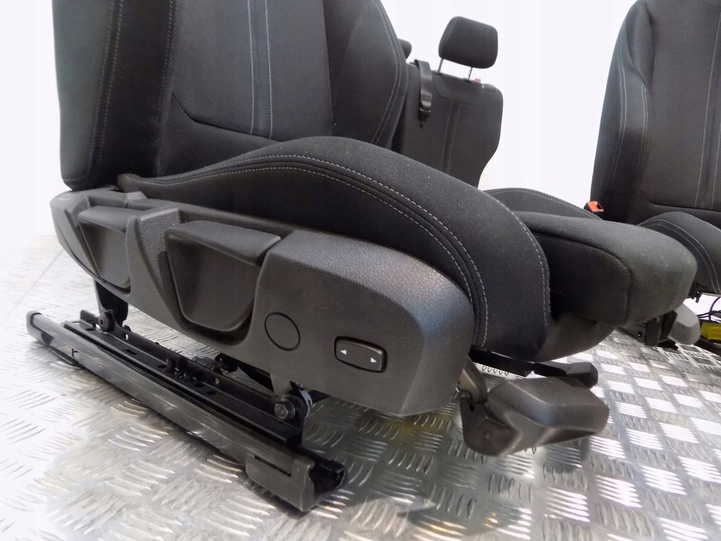 фото №5, Bmw 1 f20 оббивка сидіння заднє сидіння електрика sport