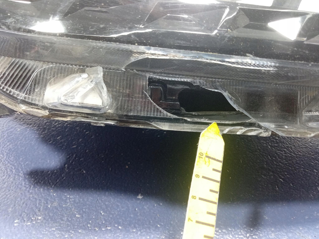 фото №13, Dacia duster ii lift фара правый перед лампа передняя led eu 260106194r