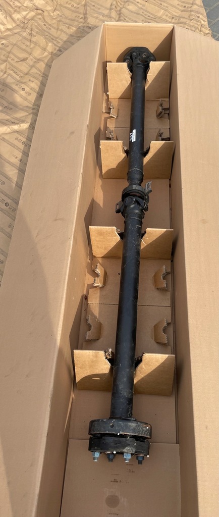 фото №1, Wał приводной mercedes amg c klasa 6.3 a2055001