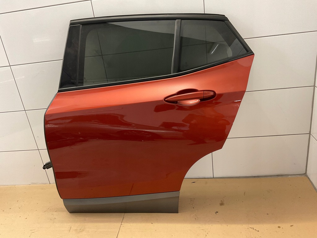 фото №1, Bmew x2 f39 двері колір c1x